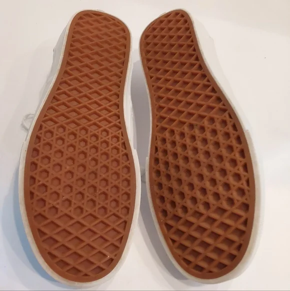 VANS DOHENY TRIPLE WHITE 8W PRE-OWNED - Picture 4 of 4